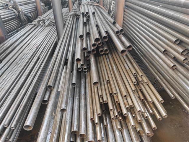 陈巴尔虎42CrMo退火无缝钢管